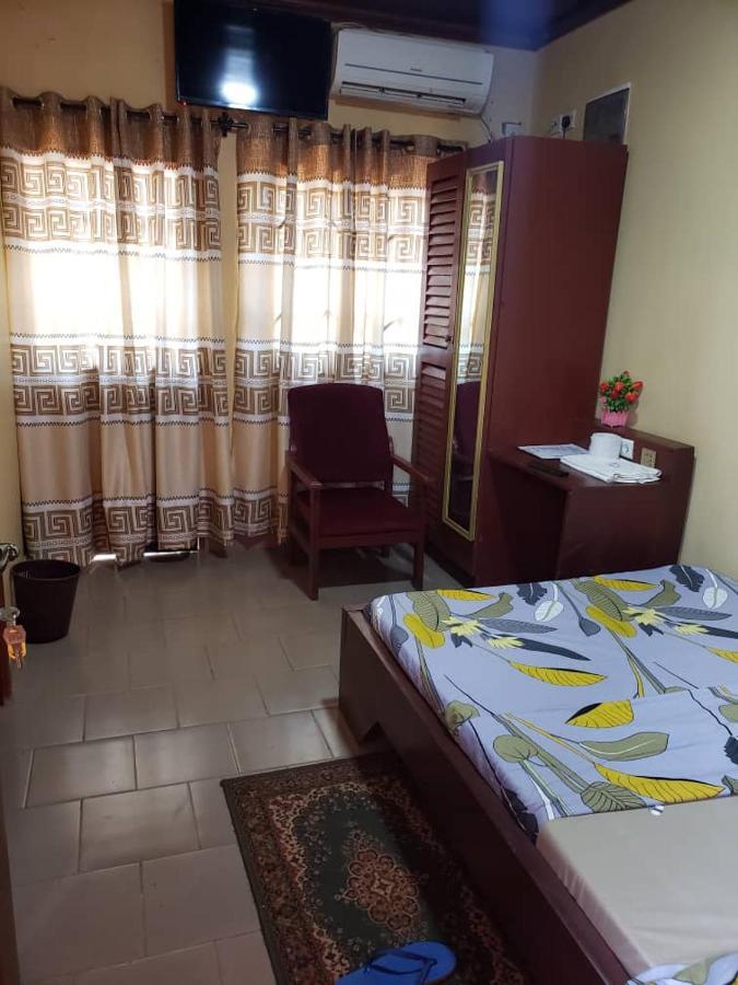Britannia Hotel Cmr Yaoundé Exteriör bild
